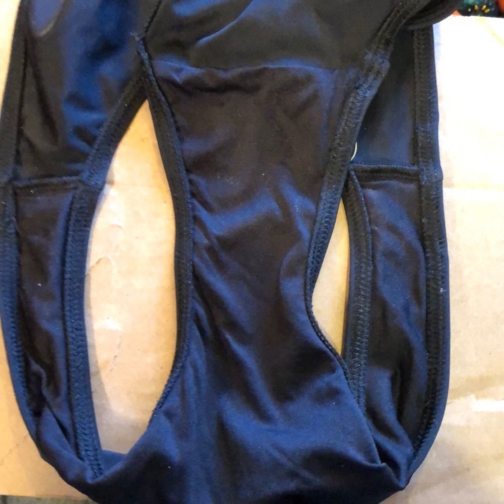 Calvin Klein NWT Low Rise Black Bikini Bottoms Size 14 - Picture 5 of 10